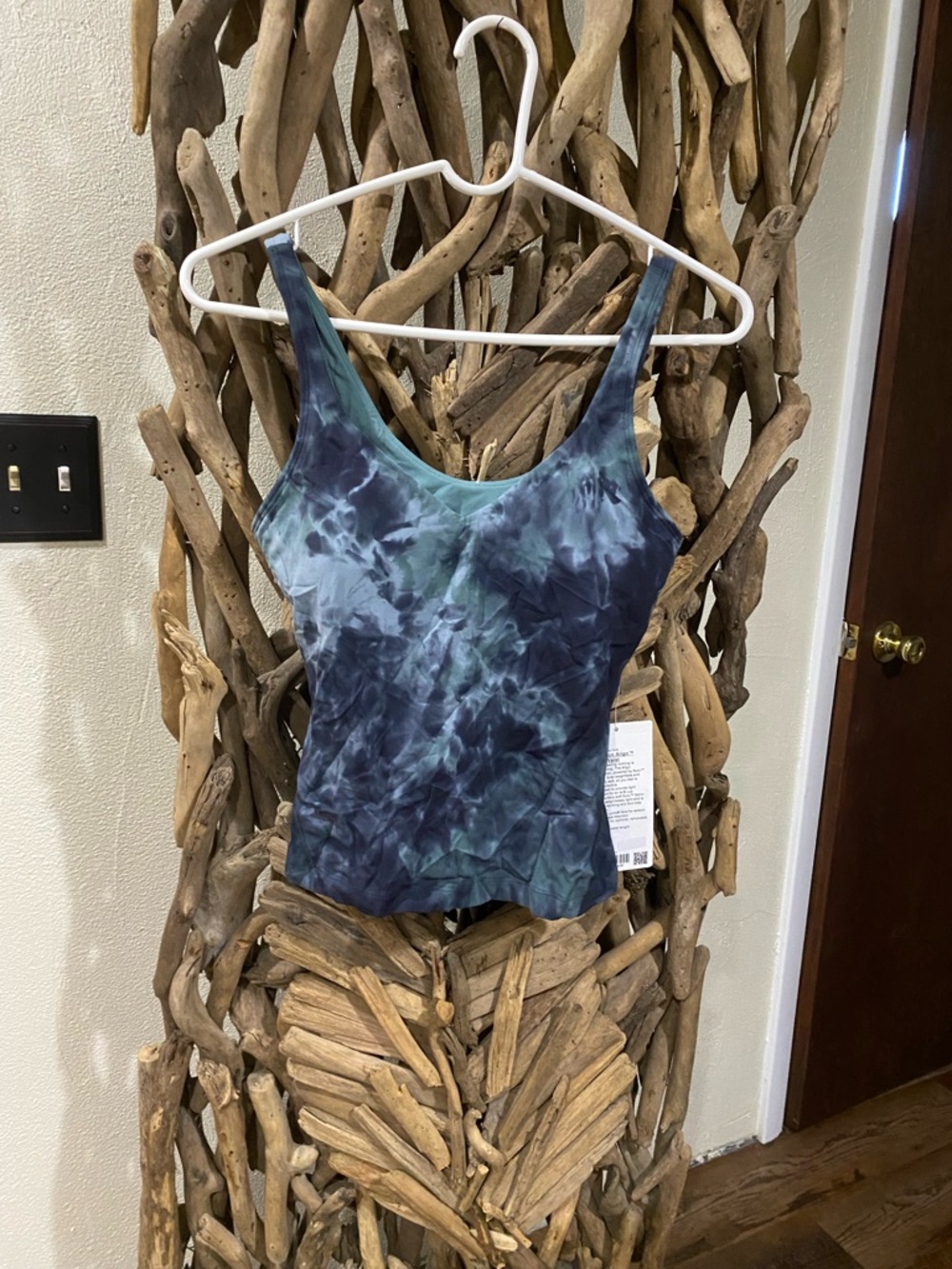 lululemon athletica Tie-Dye Scoop Tank in Blue and Green